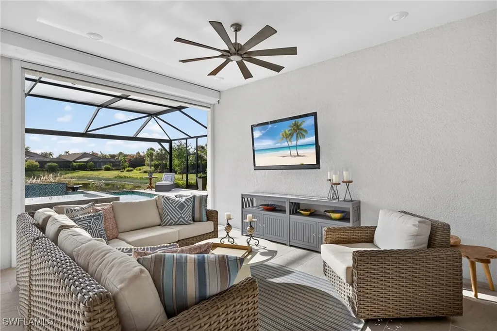 15144 Pescara Street Naples FL 34114