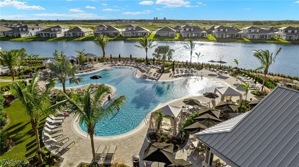 15144 Pescara Street Naples FL 34114