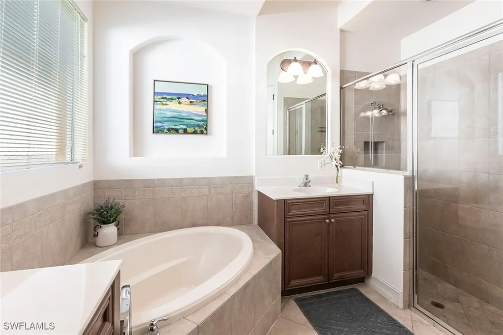 7863 Valencia Court Naples FL 34113
