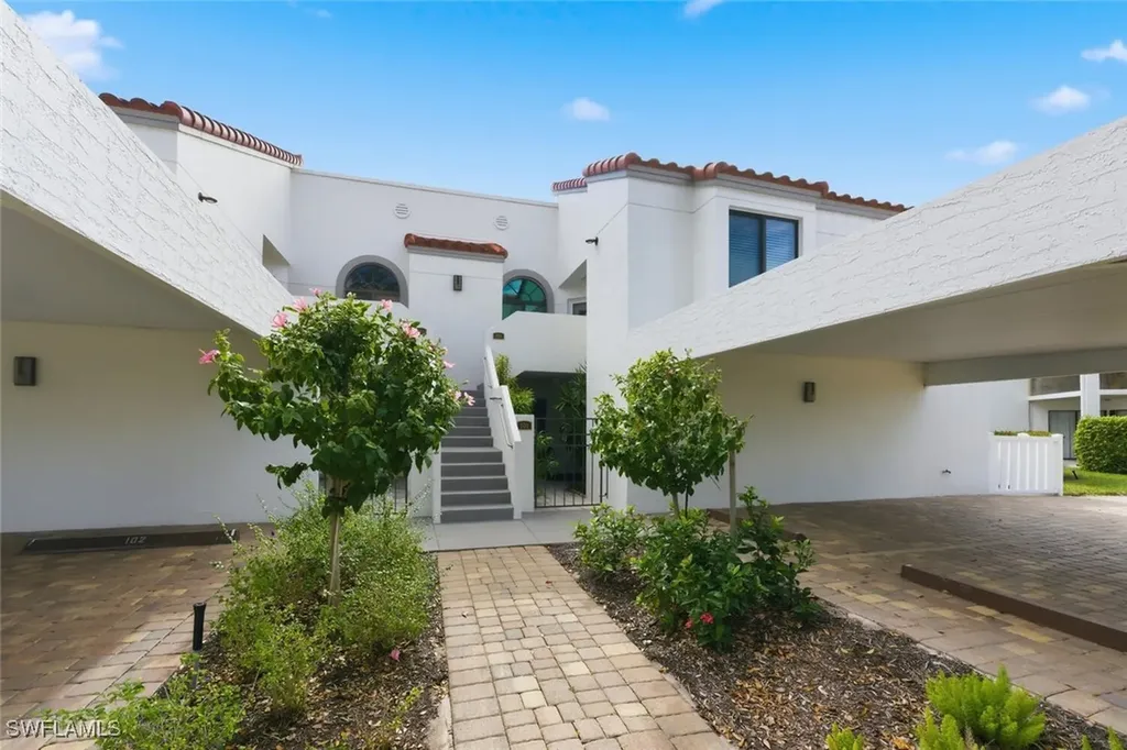 583 Beachwalk Circle Naples FL 34108