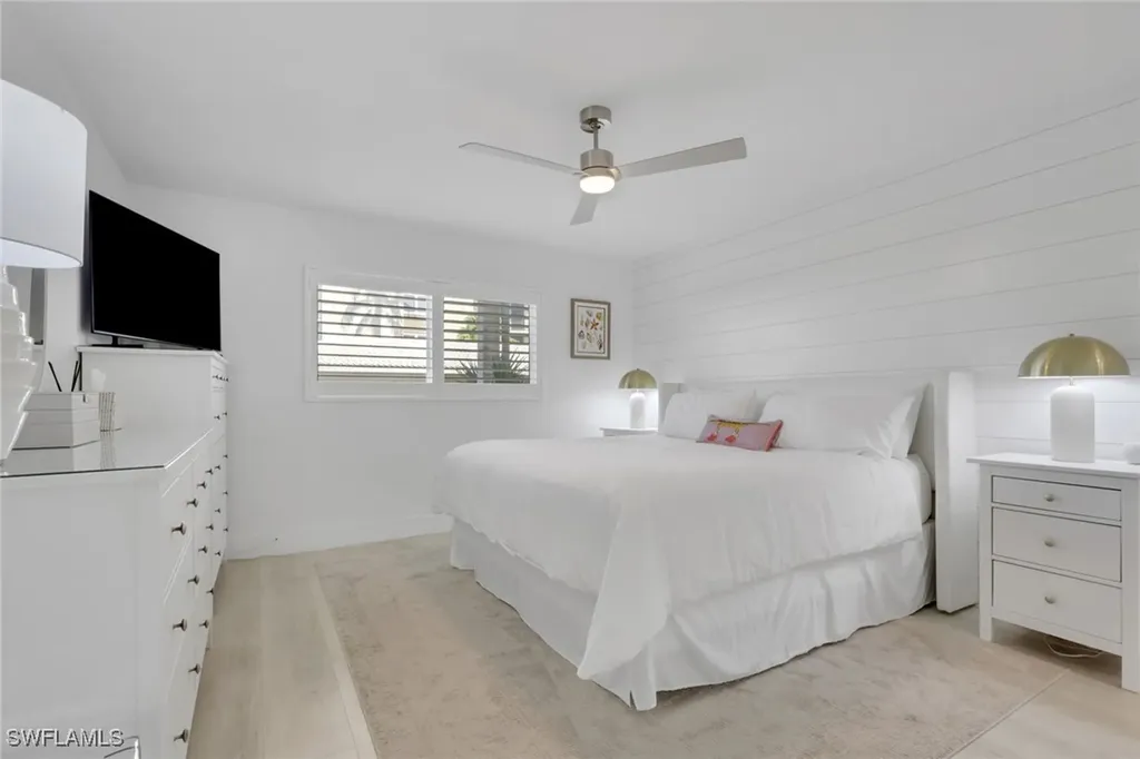 2100 Gulf Shore Boulevard N Naples FL 34102