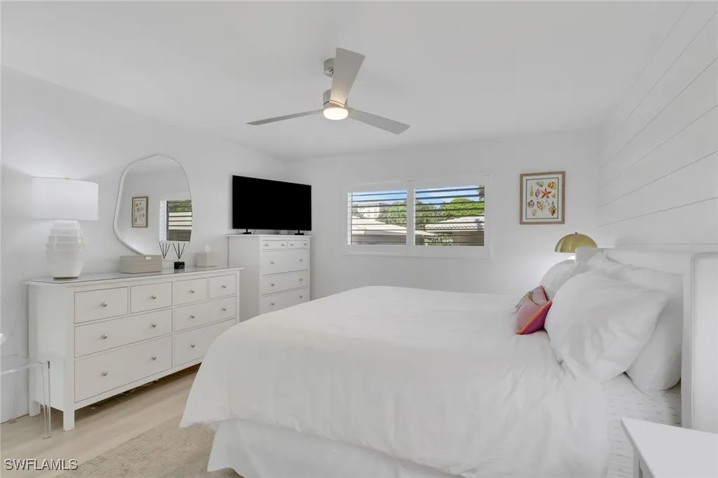 2100 Gulf Shore Boulevard N Naples FL 34102