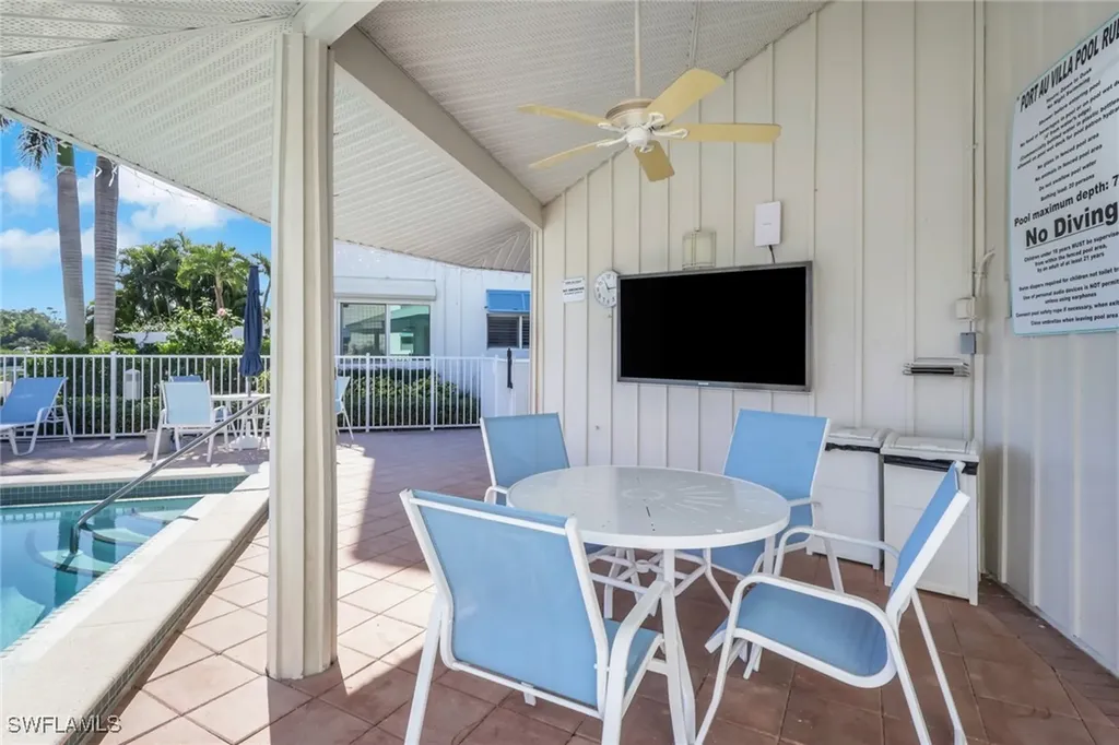 2100 Gulf Shore Boulevard N Naples FL 34102
