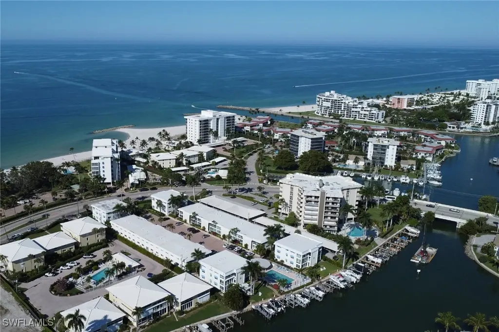 2100 Gulf Shore Boulevard N Naples FL 34102