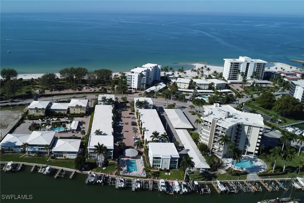 2100 Gulf Shore Boulevard N Naples FL 34102