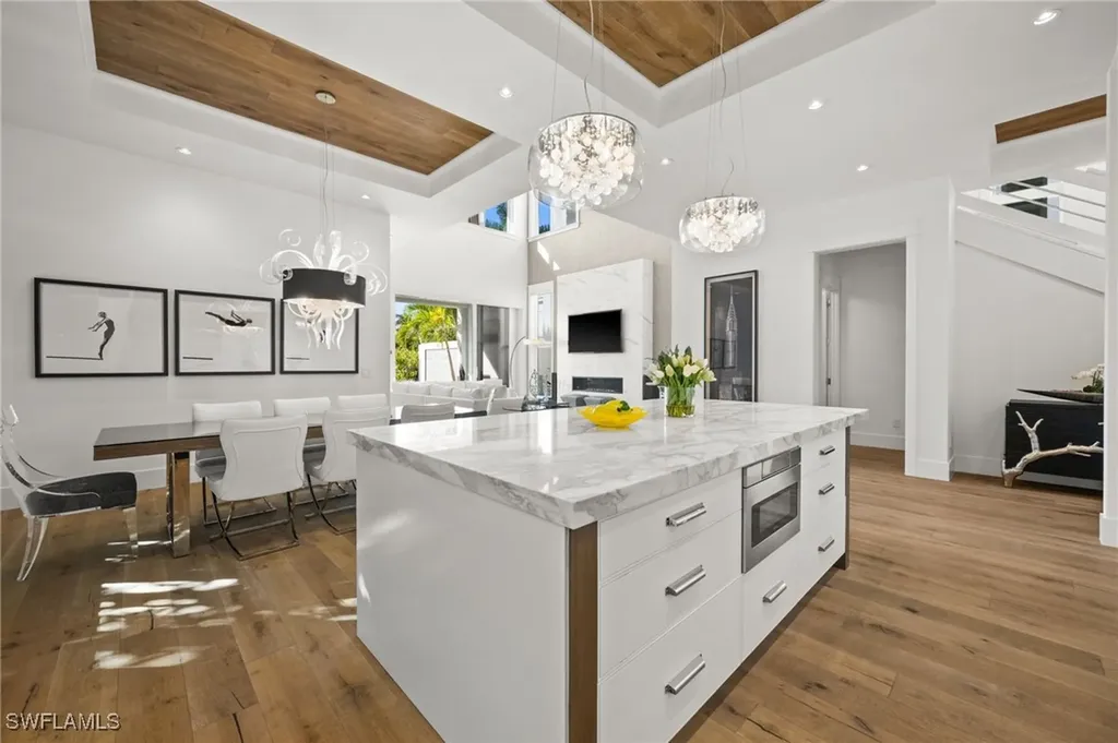 770 Park Street Naples FL 34102