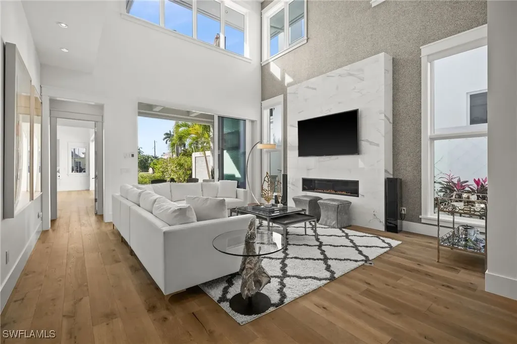 770 Park Street Naples FL 34102