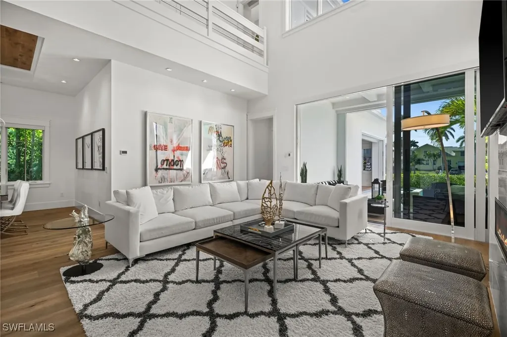 770 Park Street Naples FL 34102