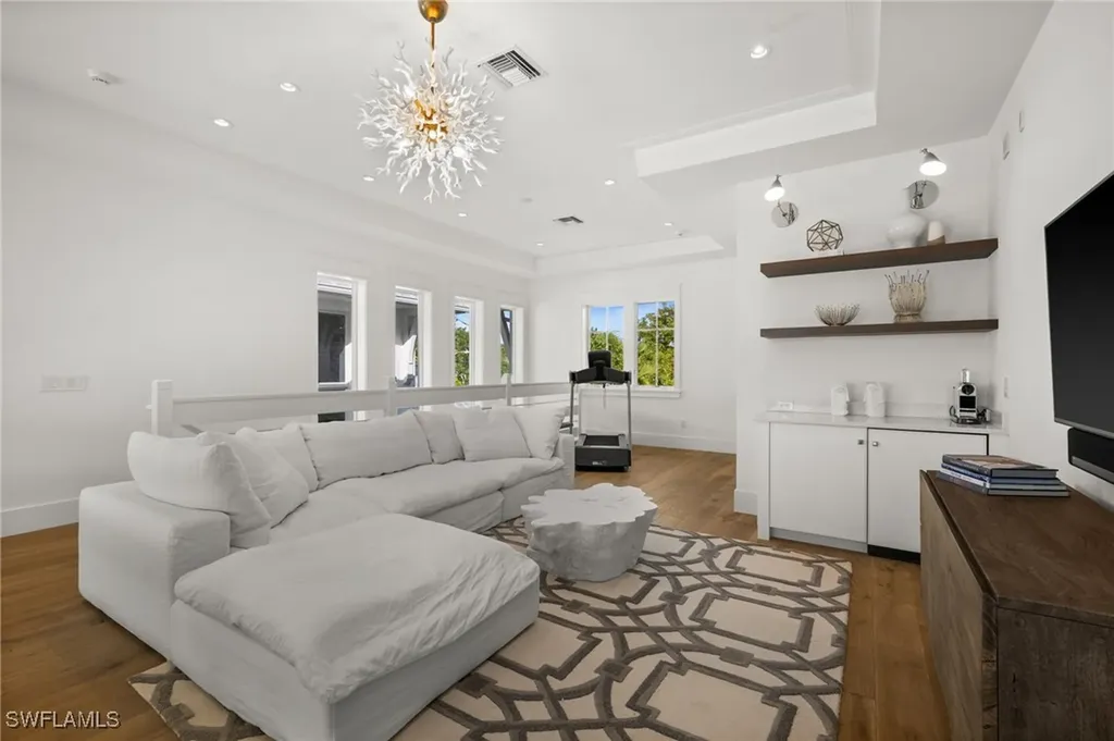 770 Park Street Naples FL 34102
