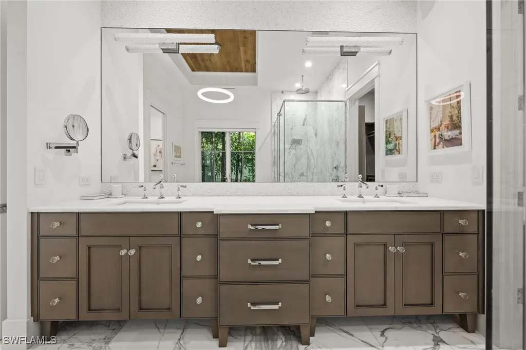 770 Park Street Naples FL 34102