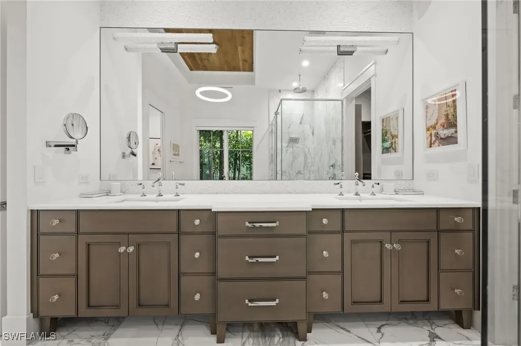 770 Park Street Naples FL 34102