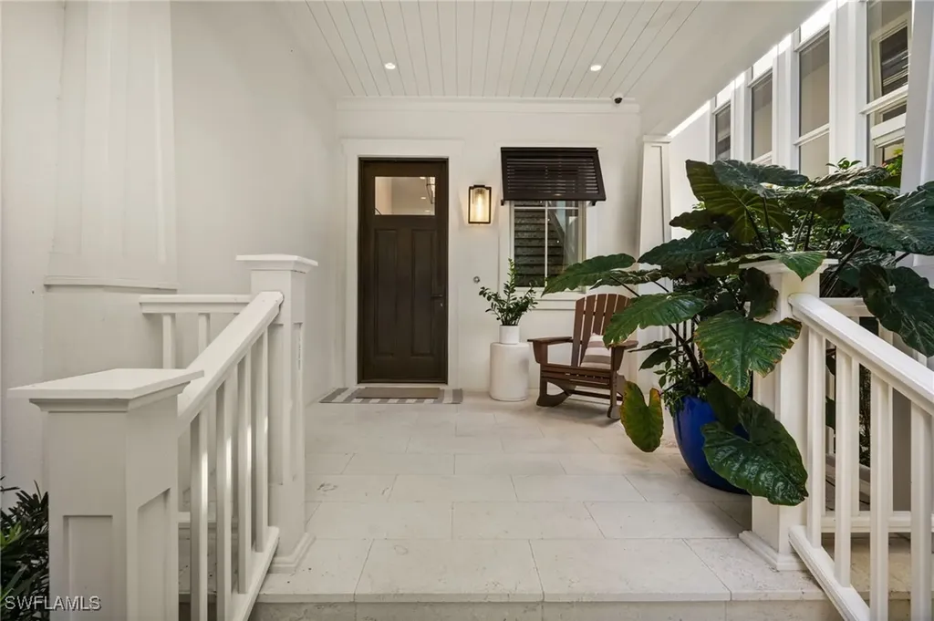 770 Park Street Naples FL 34102