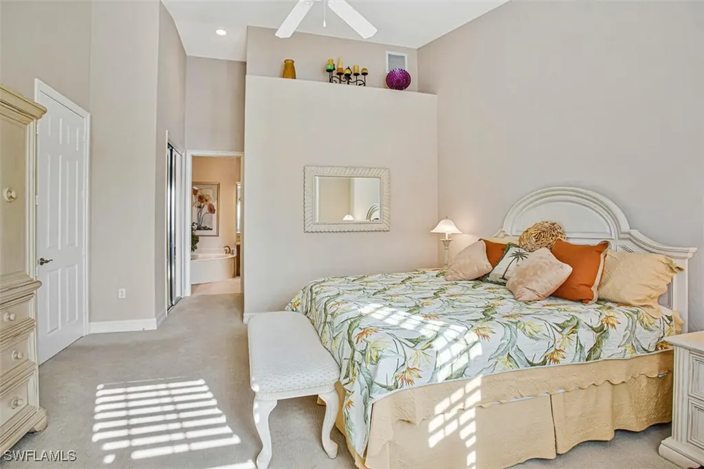 8657 Champions Point Naples FL 34113