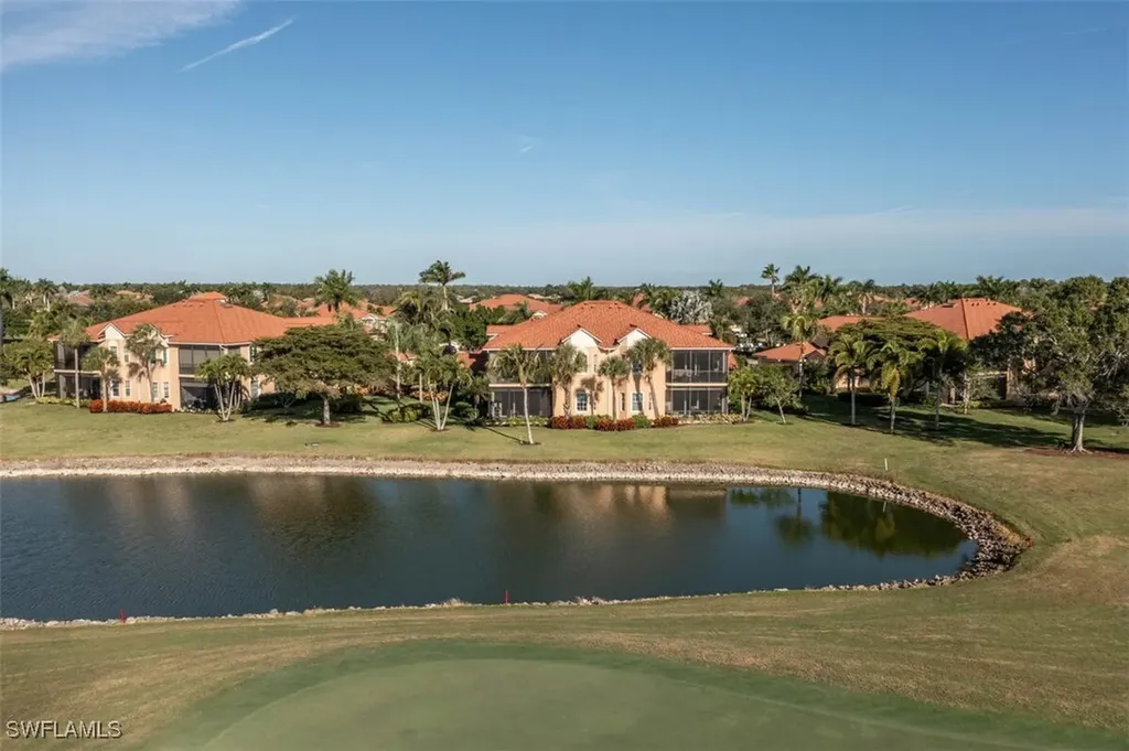 8657 Champions Point Naples FL 34113