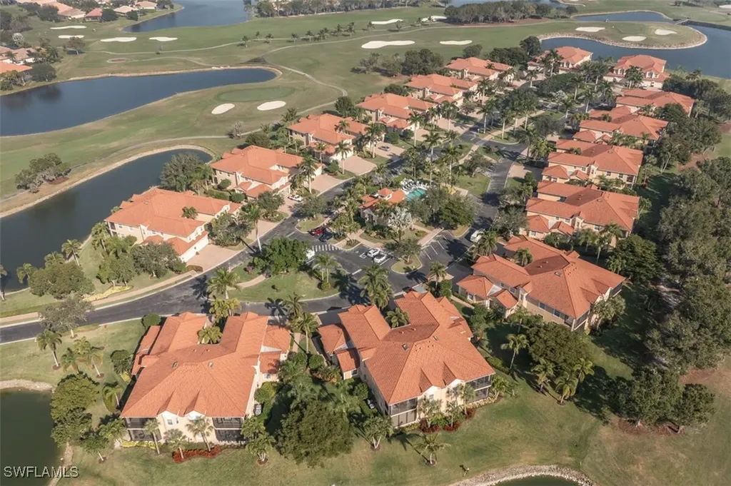 8657 Champions Point Naples FL 34113