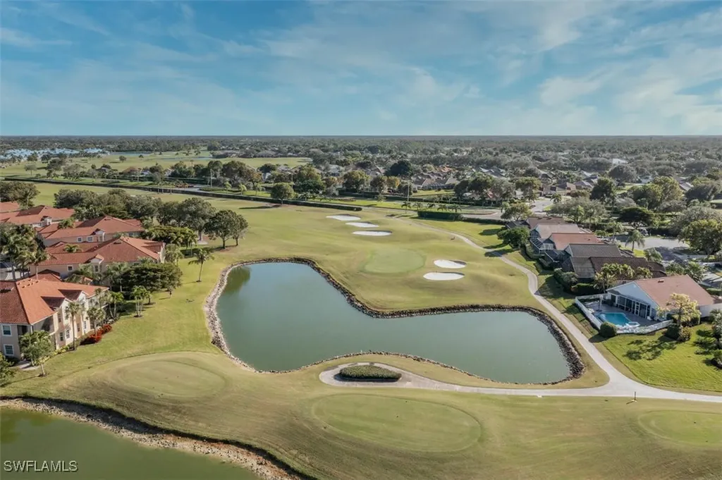 8657 Champions Point Naples FL 34113