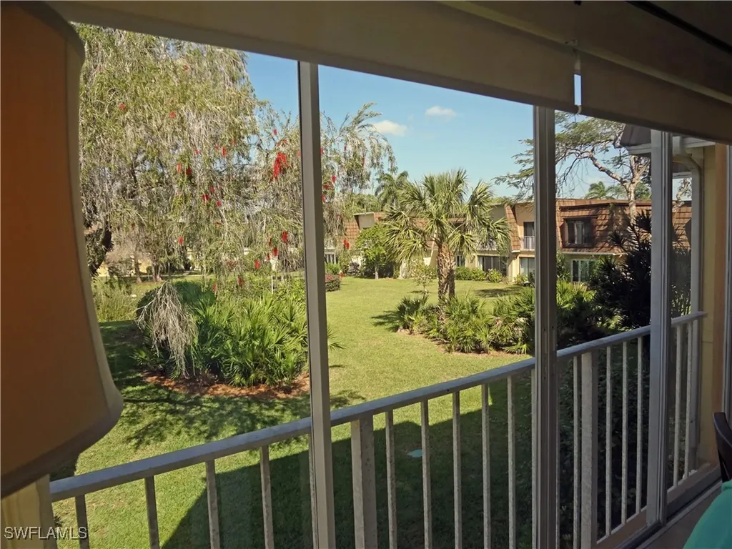 1860 Bald Eagle Drive Naples FL 34105