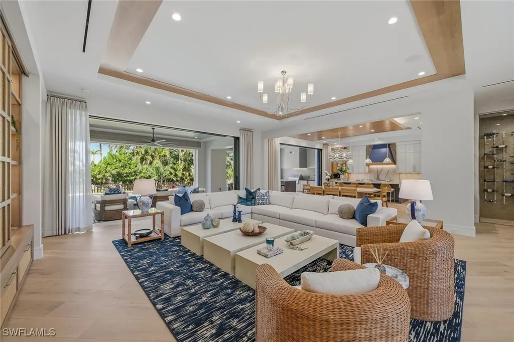 405 Putter Point Drive Naples FL 34103