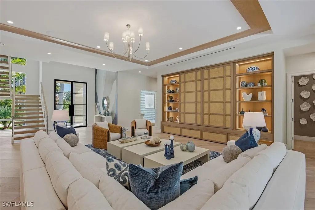 405 Putter Point Drive Naples FL 34103