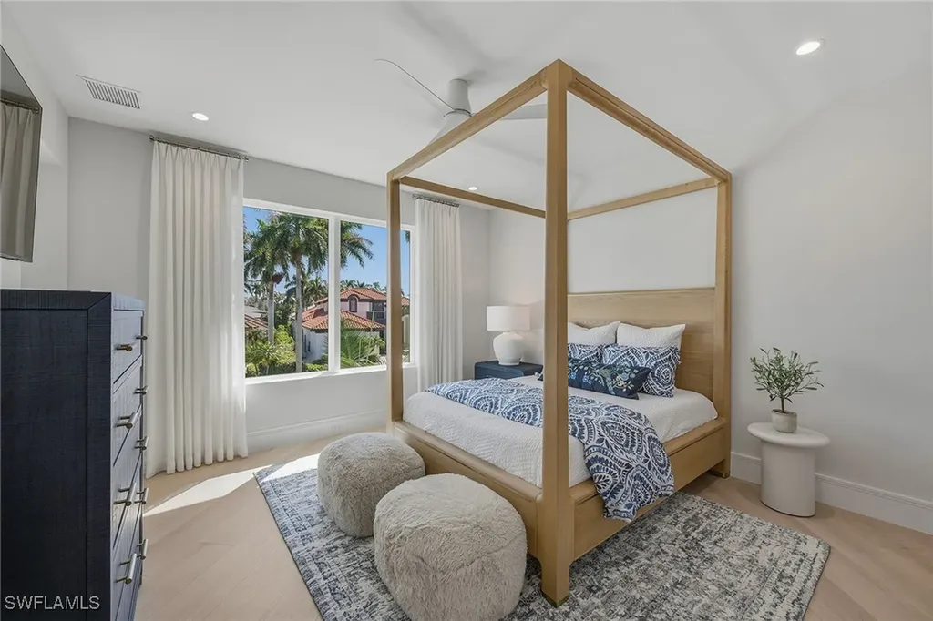405 Putter Point Drive Naples FL 34103
