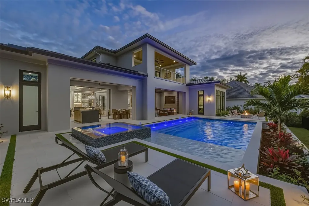 405 Putter Point Drive Naples FL 34103