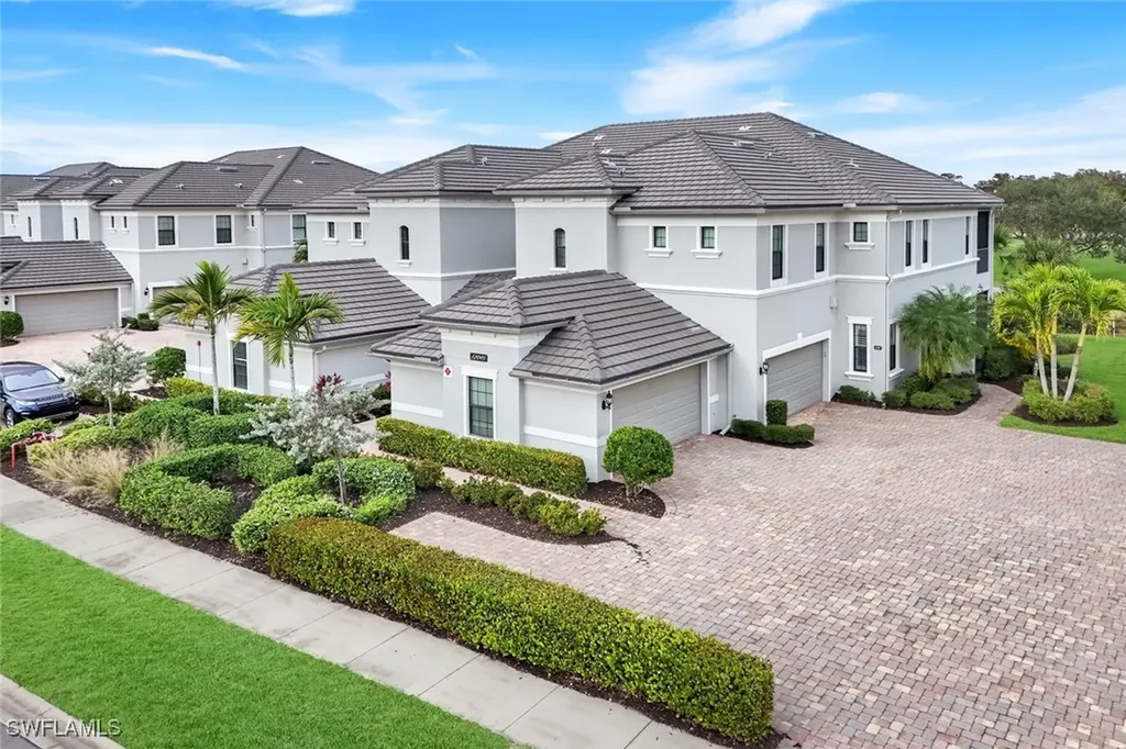 12045 Covent Garden Court Naples FL 34120