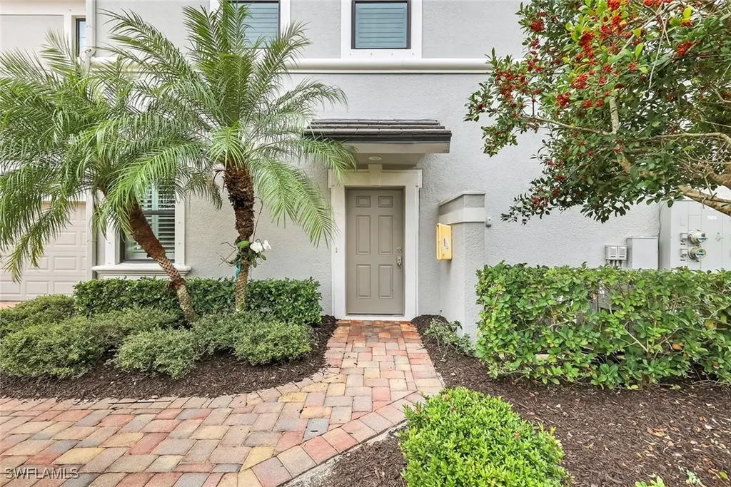 12045 Covent Garden Court Naples FL 34120