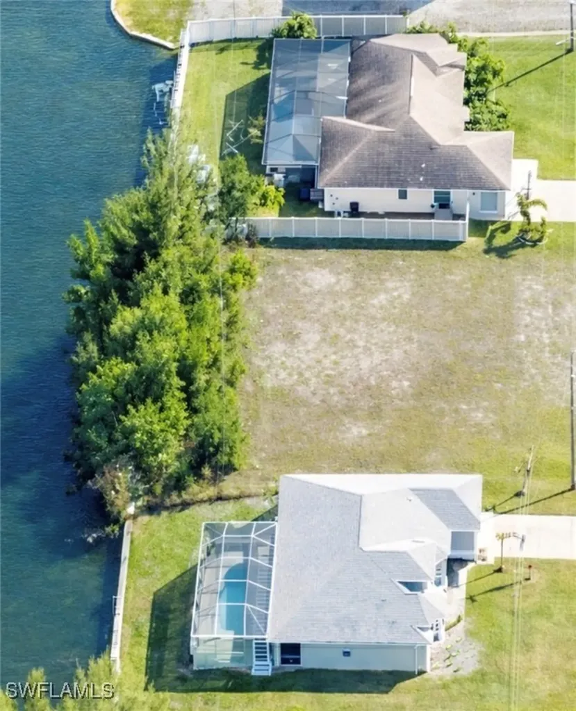 623 SW 22nd Terrace Cape Coral FL 33991