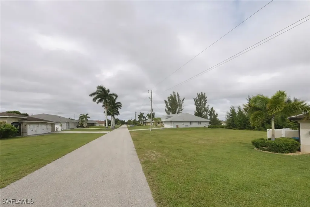 623 SW 22nd Terrace Cape Coral FL 33991