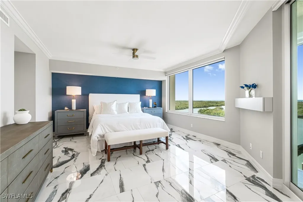 435 Dockside Drive Naples FL 34110
