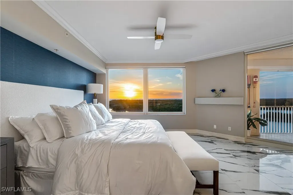 435 Dockside Drive Naples FL 34110