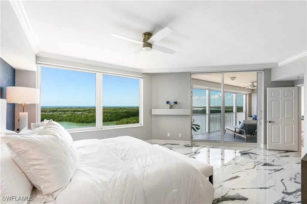 435 Dockside Drive Naples FL 34110