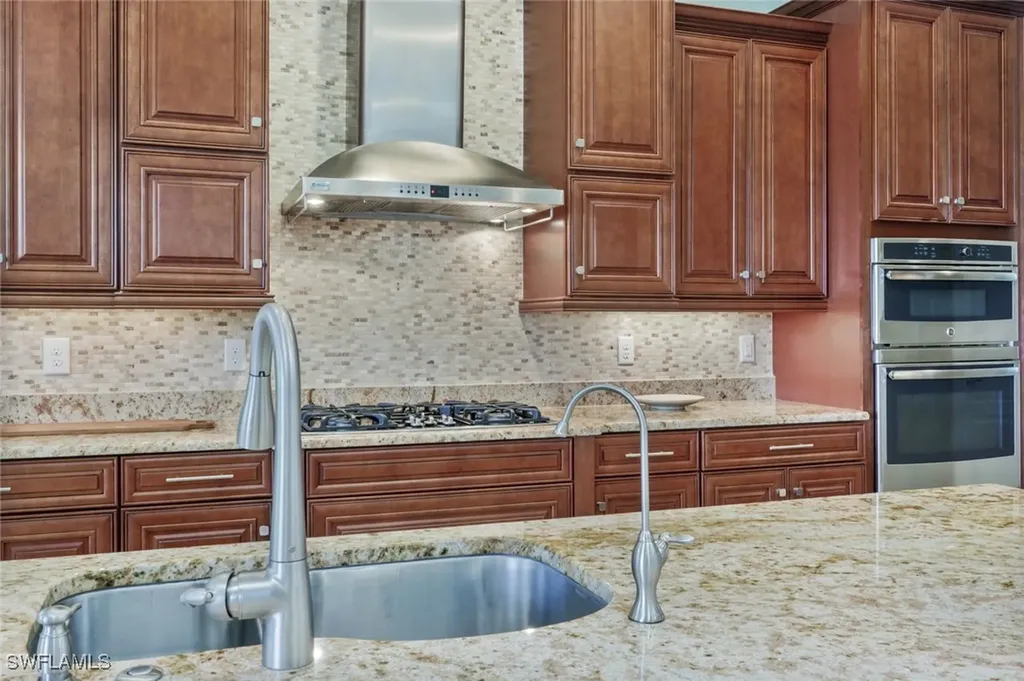 9333 Campanile Circle Naples FL 34114