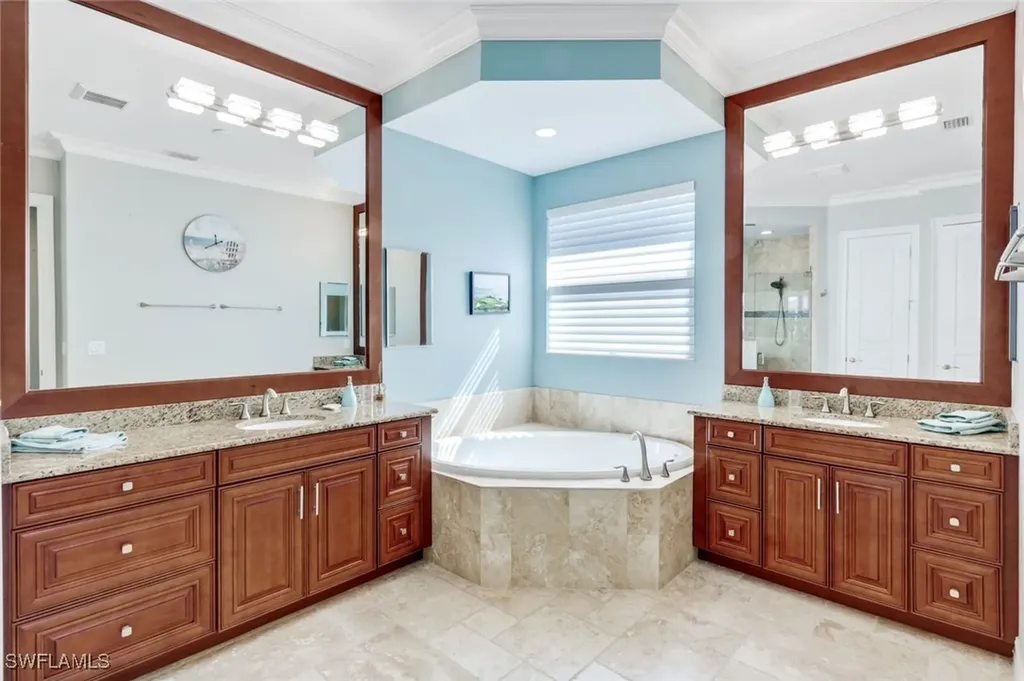 9333 Campanile Circle Naples FL 34114