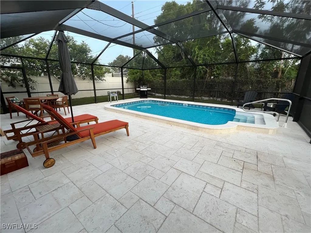 648 100th Avenue N Naples FL 34108