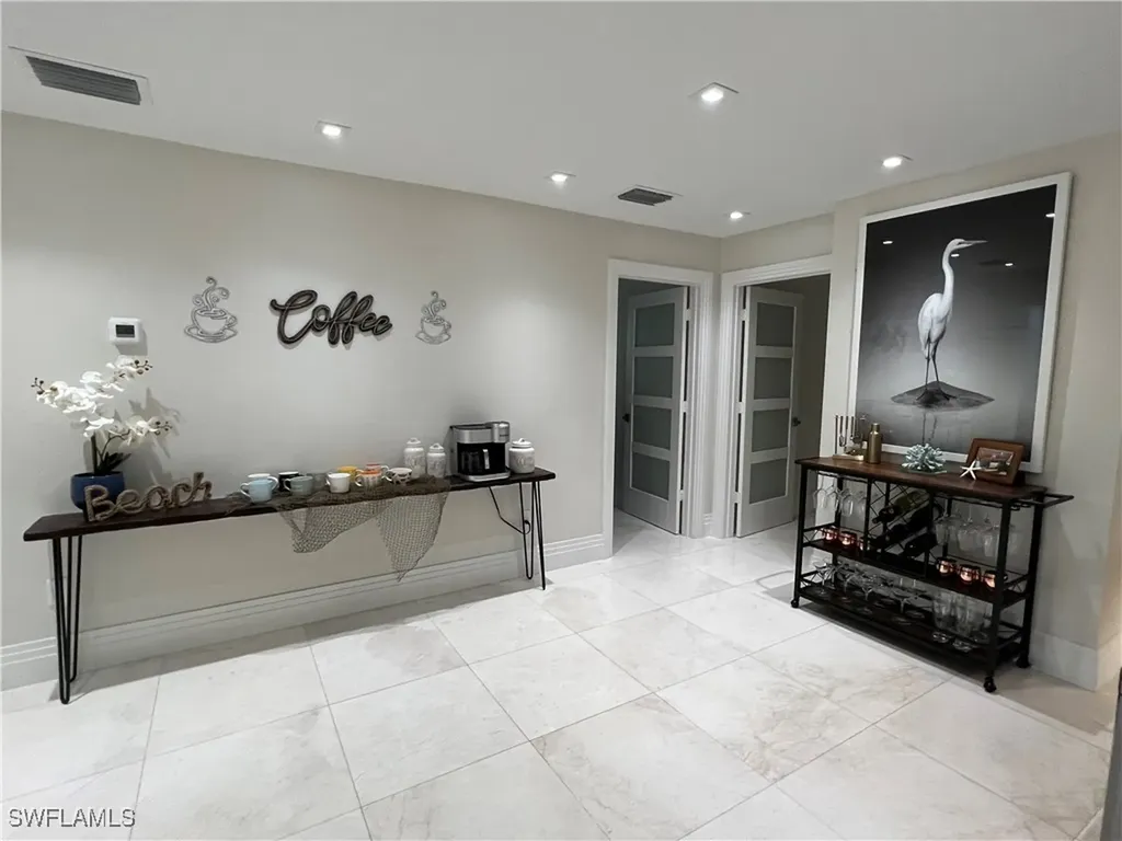 648 100th Avenue N Naples FL 34108