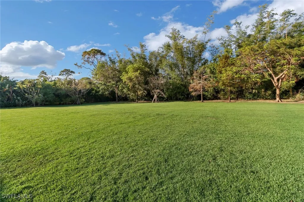 65 Mahogany Drive Naples FL 34108
