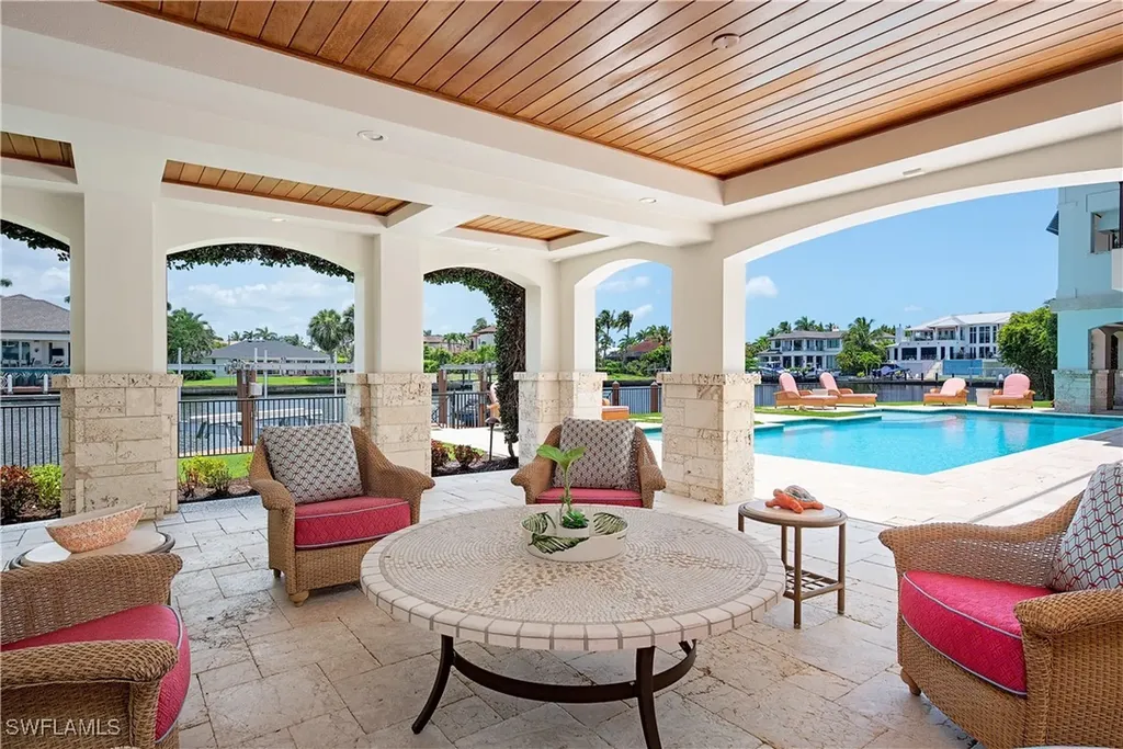2001 4th Street S Naples FL 34102