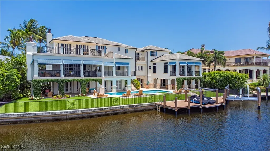 2001 4th Street S Naples FL 34102