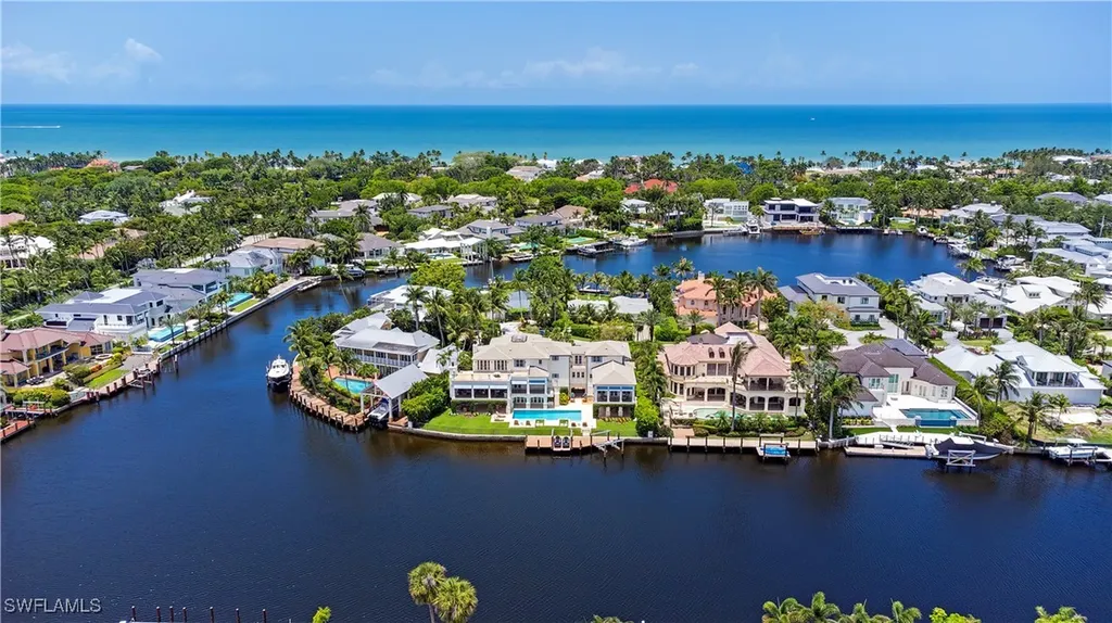2001 4th Street S Naples FL 34102