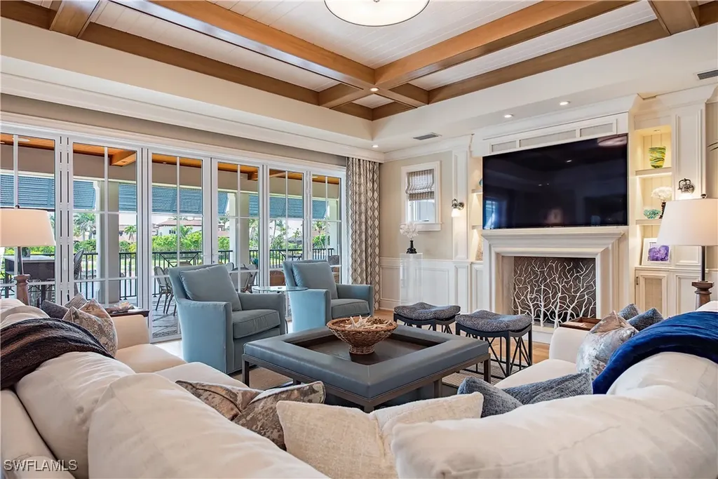 2001 4th Street S Naples FL 34102