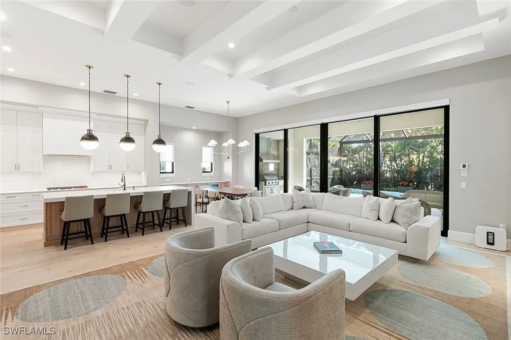 2036 Cambridge Park Drive Naples FL 34109