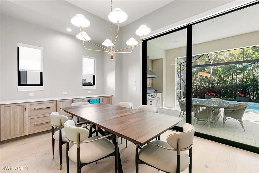 2036 Cambridge Park Drive Naples FL 34109