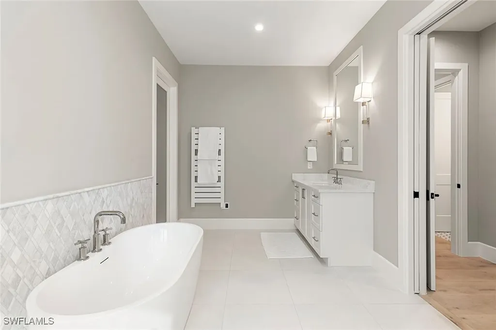 2036 Cambridge Park Drive Naples FL 34109