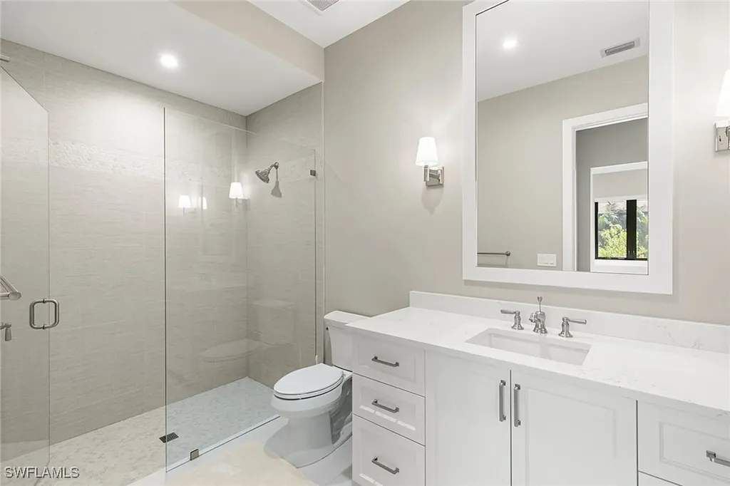 2036 Cambridge Park Drive Naples FL 34109