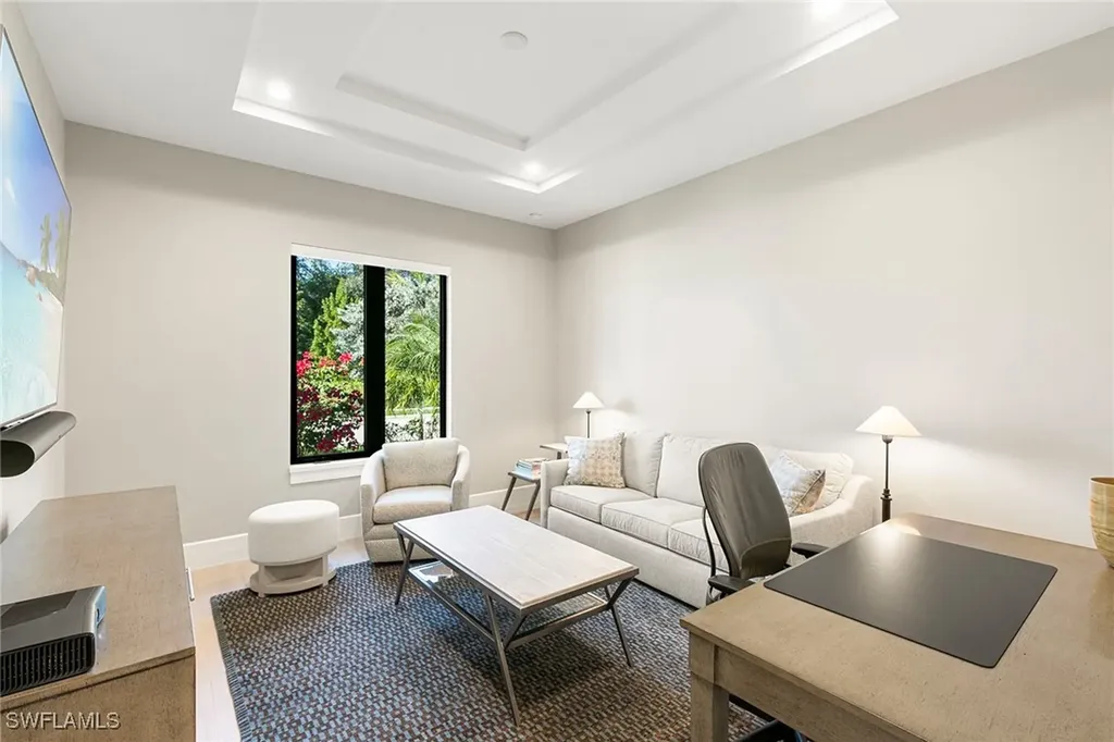 2036 Cambridge Park Drive Naples FL 34109