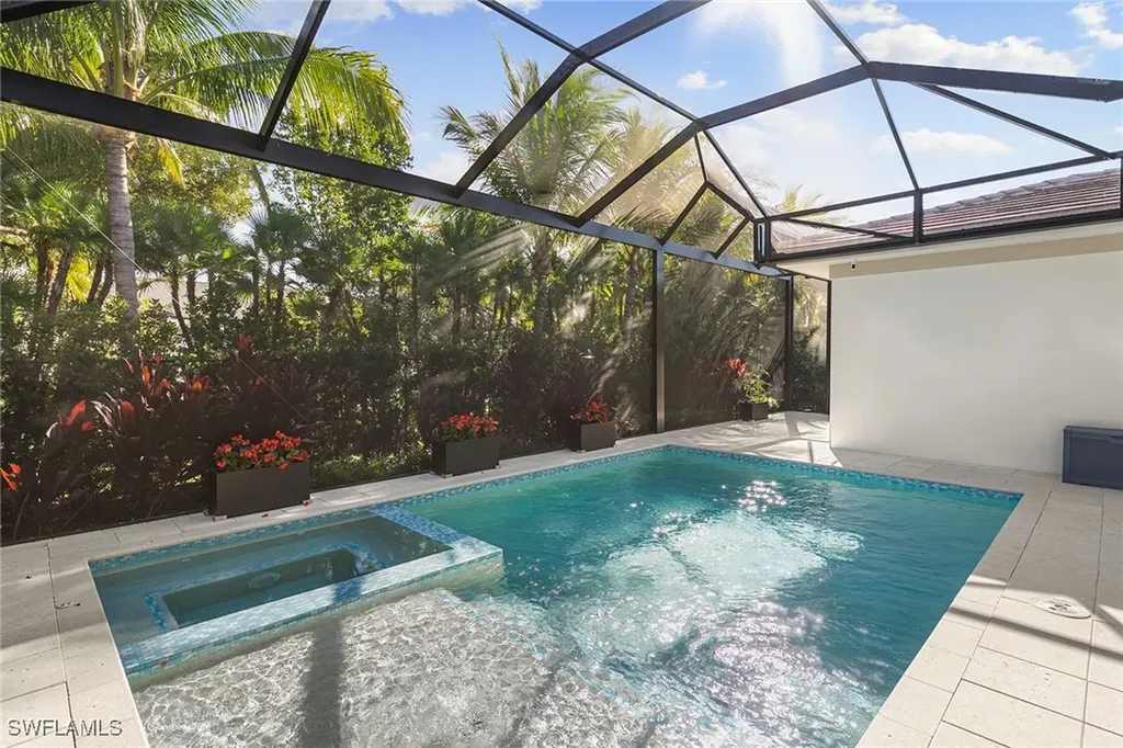 2036 Cambridge Park Drive Naples FL 34109