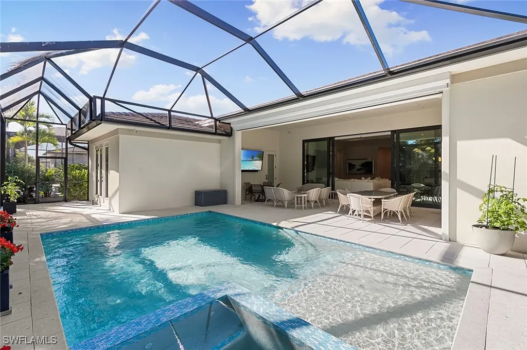2036 Cambridge Park Drive Naples FL 34109
