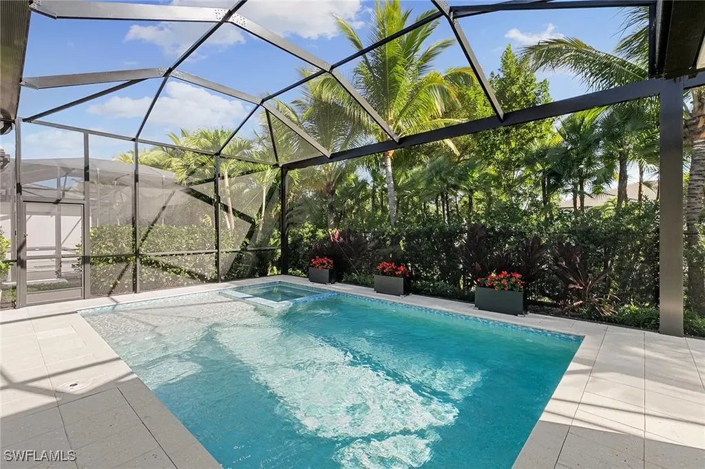 2036 Cambridge Park Drive Naples FL 34109