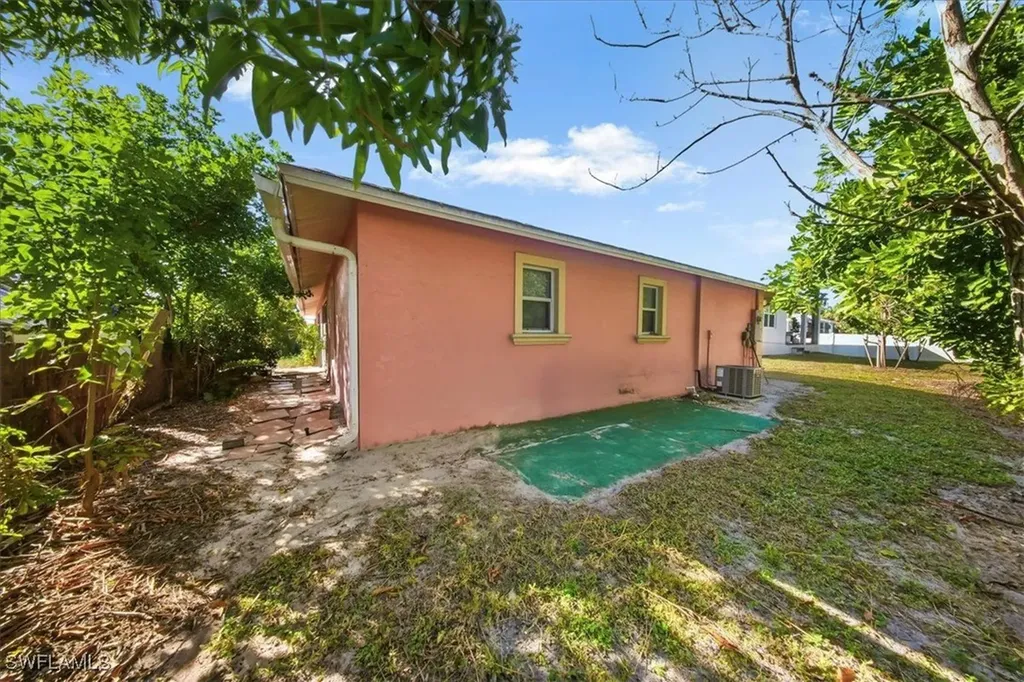 4438 Pine Lake Road Bonita Springs FL 34134